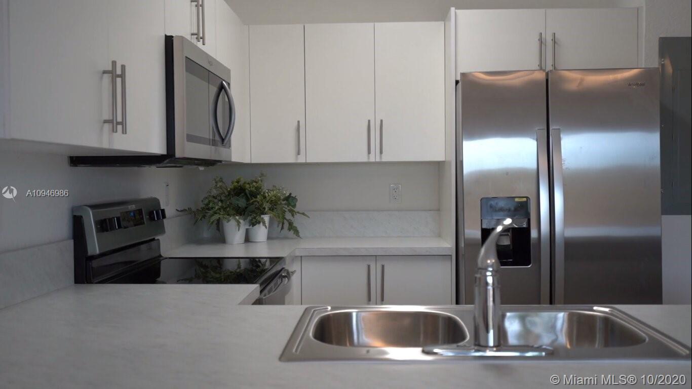 23 57 38 - Residential