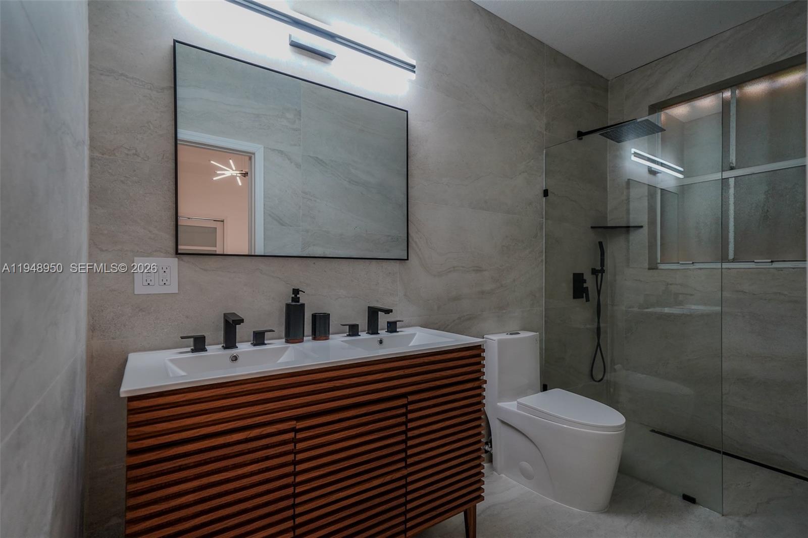 KENDALL BREEZE SOUTH - Residential