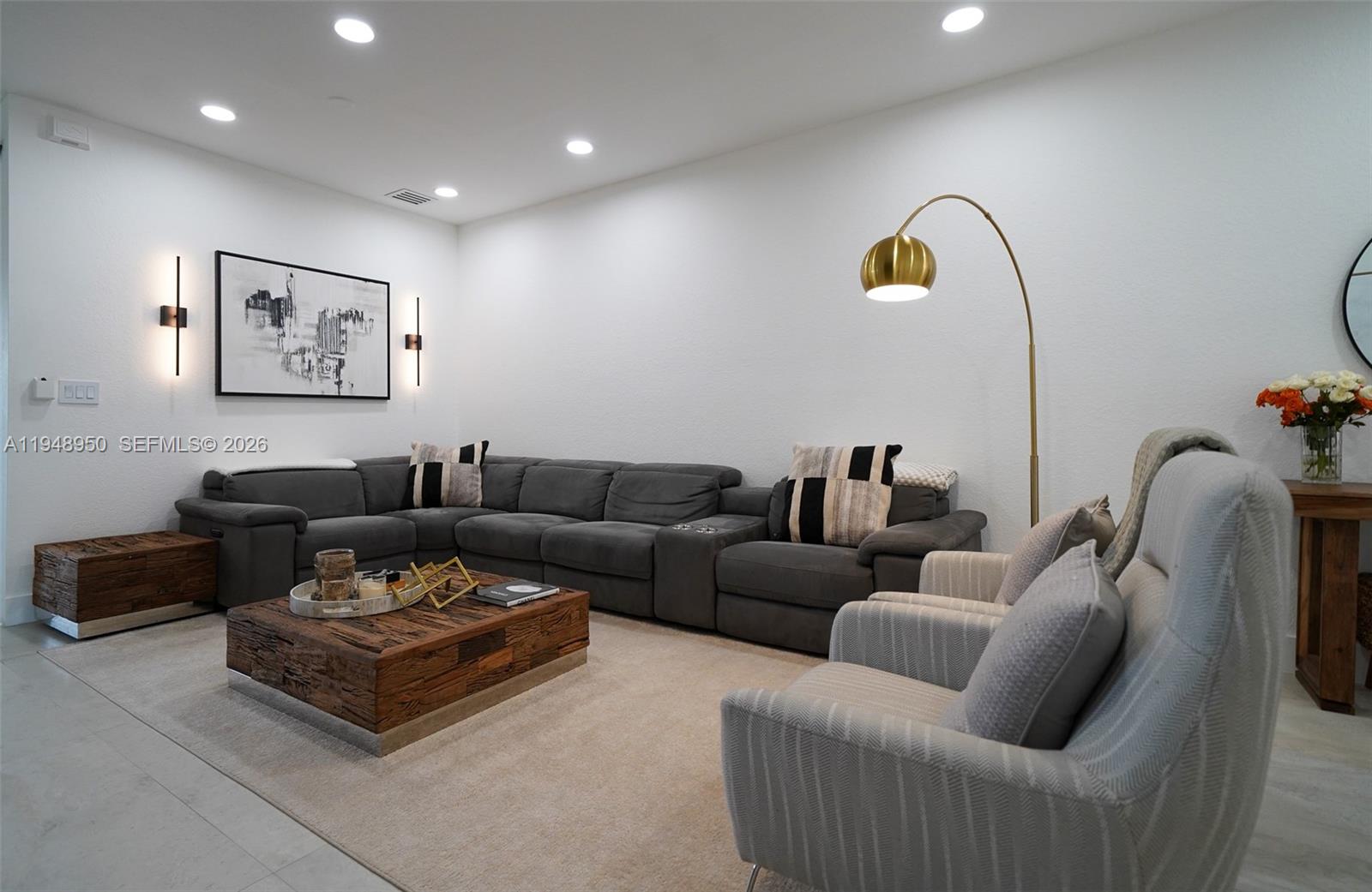 KENDALL BREEZE SOUTH - Residential