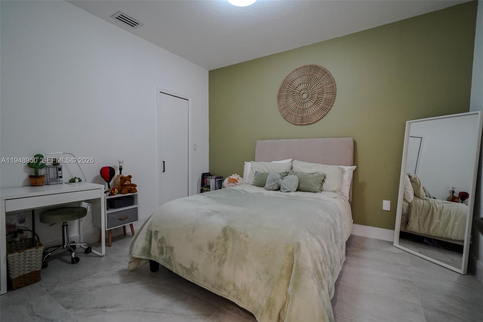 KENDALL BREEZE SOUTH - Residential