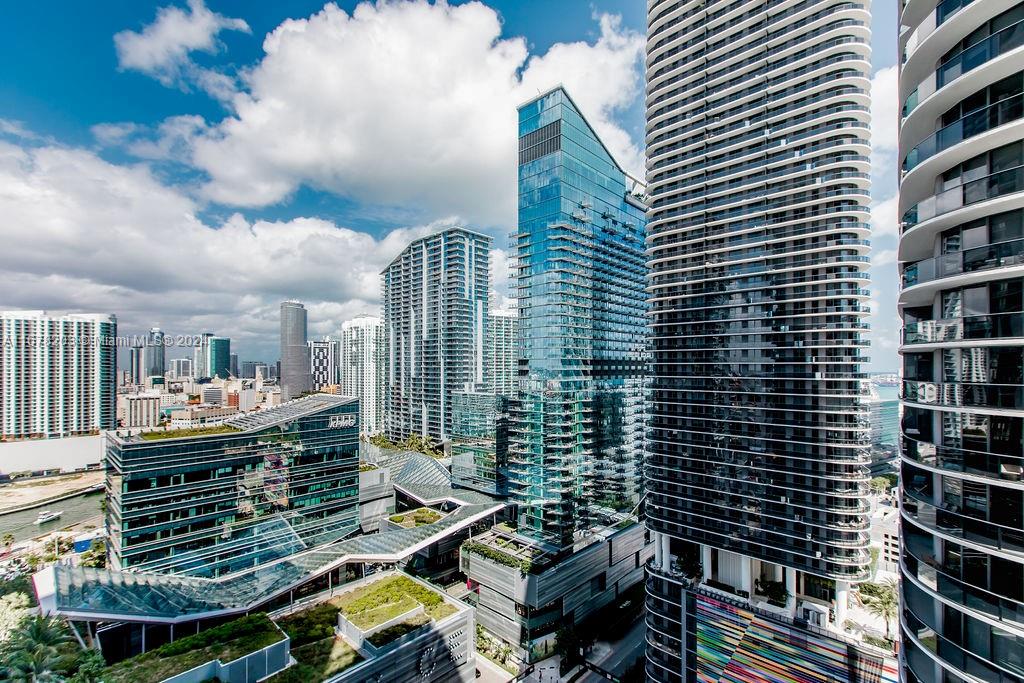 BRICKELL HEIGHTS WEST - Residential Lease