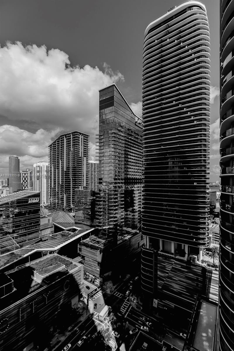 BRICKELL HEIGHTS WEST - Residential Lease
