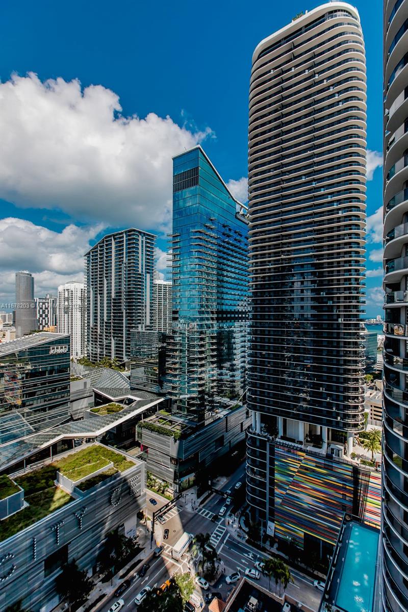 BRICKELL HEIGHTS WEST - Residential Lease
