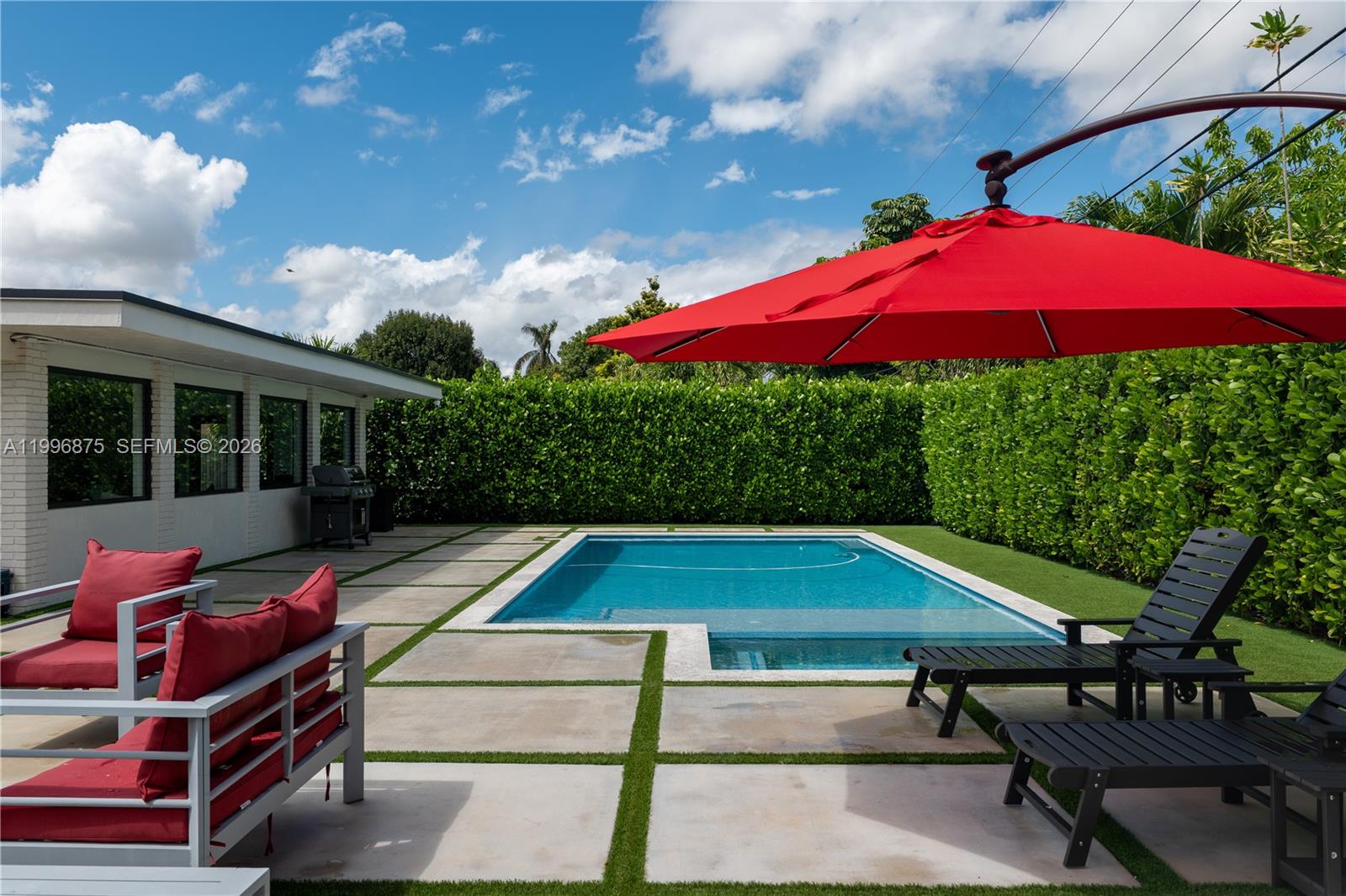 TROPICAL ESTATES 1ST ADDN - Residential