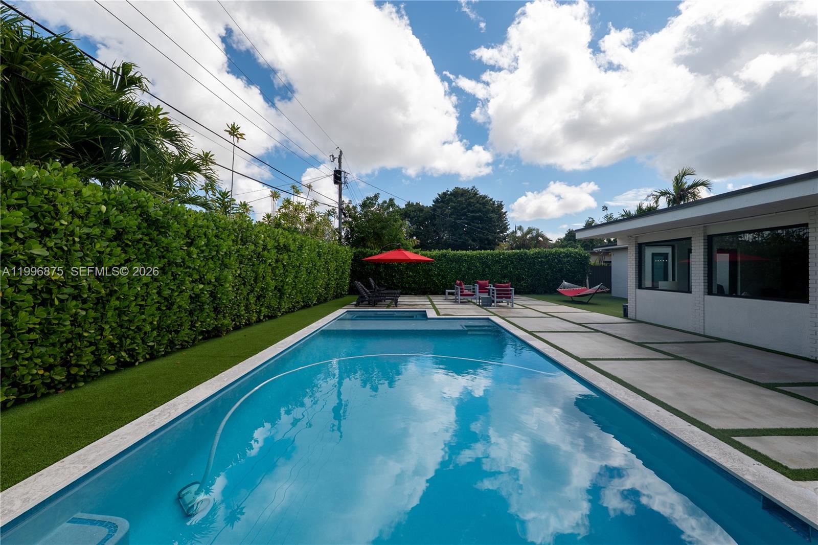 TROPICAL ESTATES 1ST ADDN - Residential