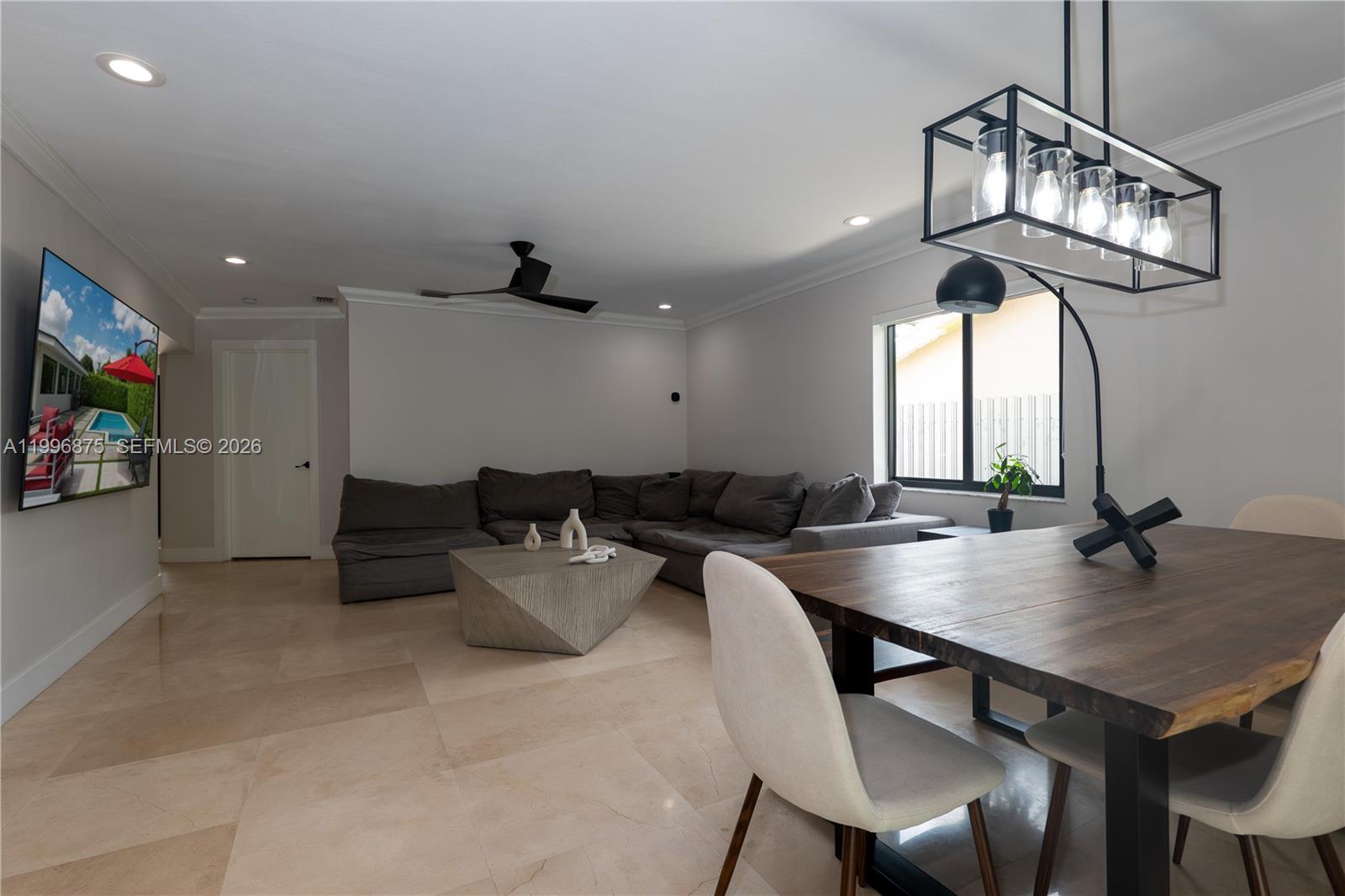 TROPICAL ESTATES 1ST ADDN - Residential