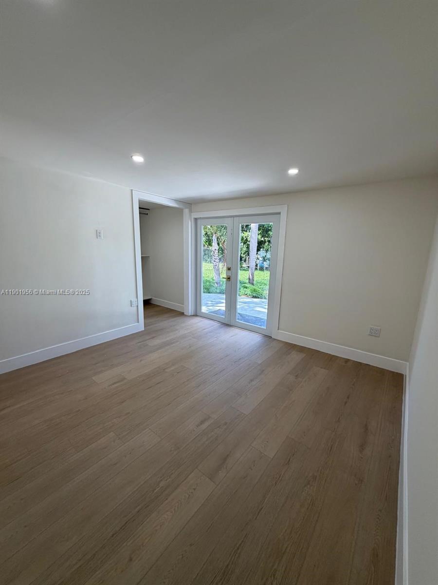 BISCAYNE GARDENS SEC E PA - Residential