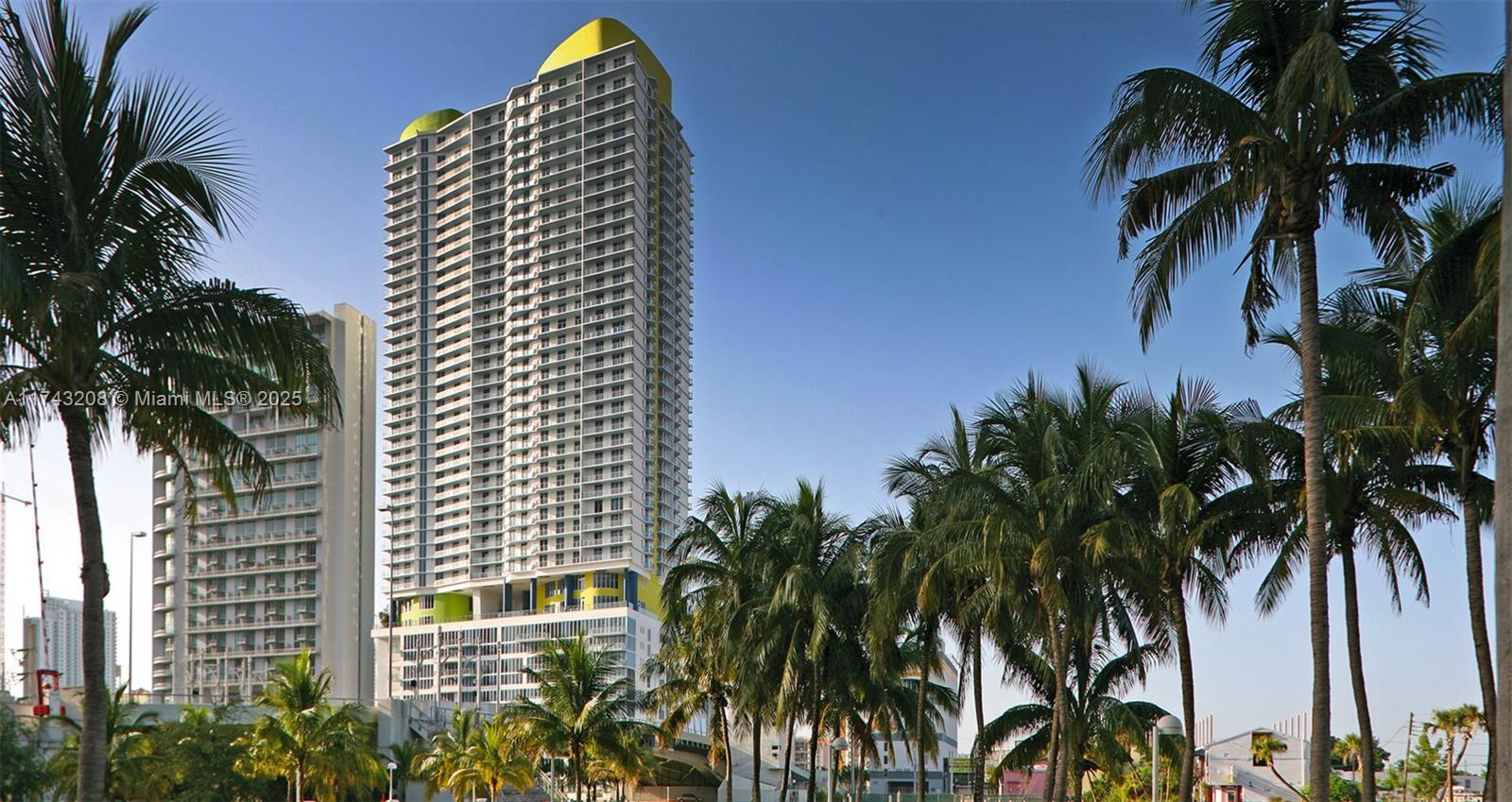 Rental Property at 185 Sw 7th St 1402, Miami, Broward County, Florida - Bedrooms: 2 
Bathrooms: 3  - $3,900 MO.
