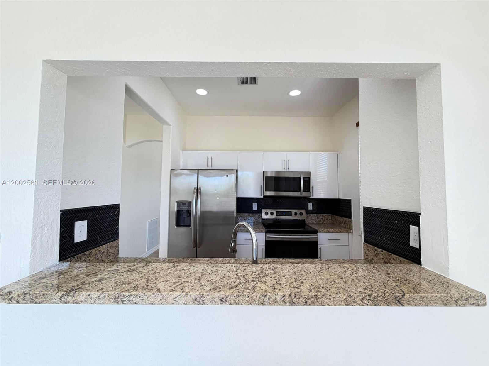 SPICEWOOD SUB - Residential Lease