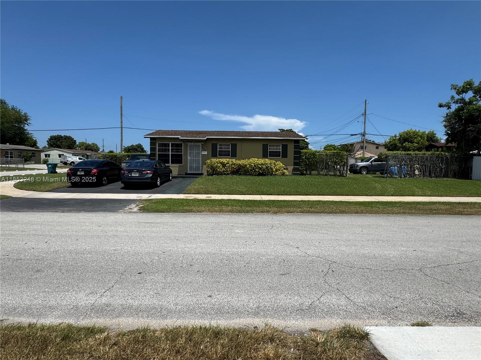BUY THIS 3/1 SINGLE FAMILY RESIDENCE ON A LARGE CORNER LOT WITH TONS OF POTENTIAL. THE PROPERTY IS IN GOOD CONDITION JUST NEEDS UPDATING TO YOUR TASTE. THE PROPERTY IS NEXT TO THE TURNPIKE. METRO ZOO, THE PALMETTO COUNTRY CLUB, THE FALLS MALL AND SHOPPING CENTERSAND MUCH MORE.
