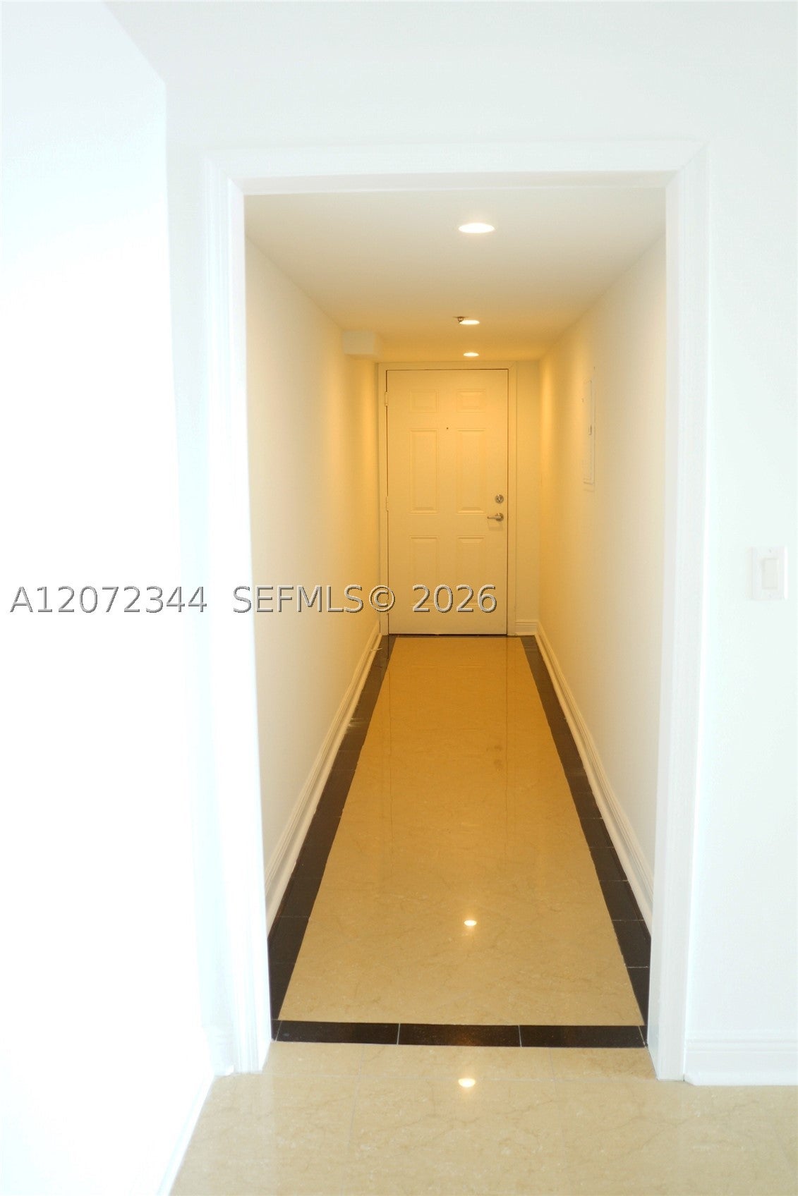 6362 Collins Ave 610