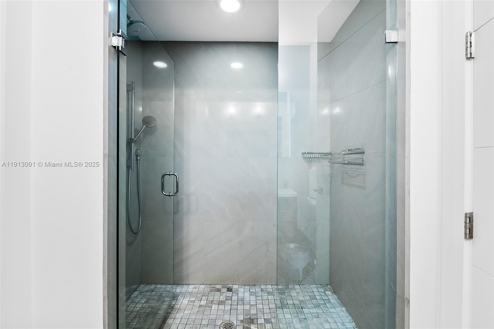 HOLMBERG & MC KEES - Residential