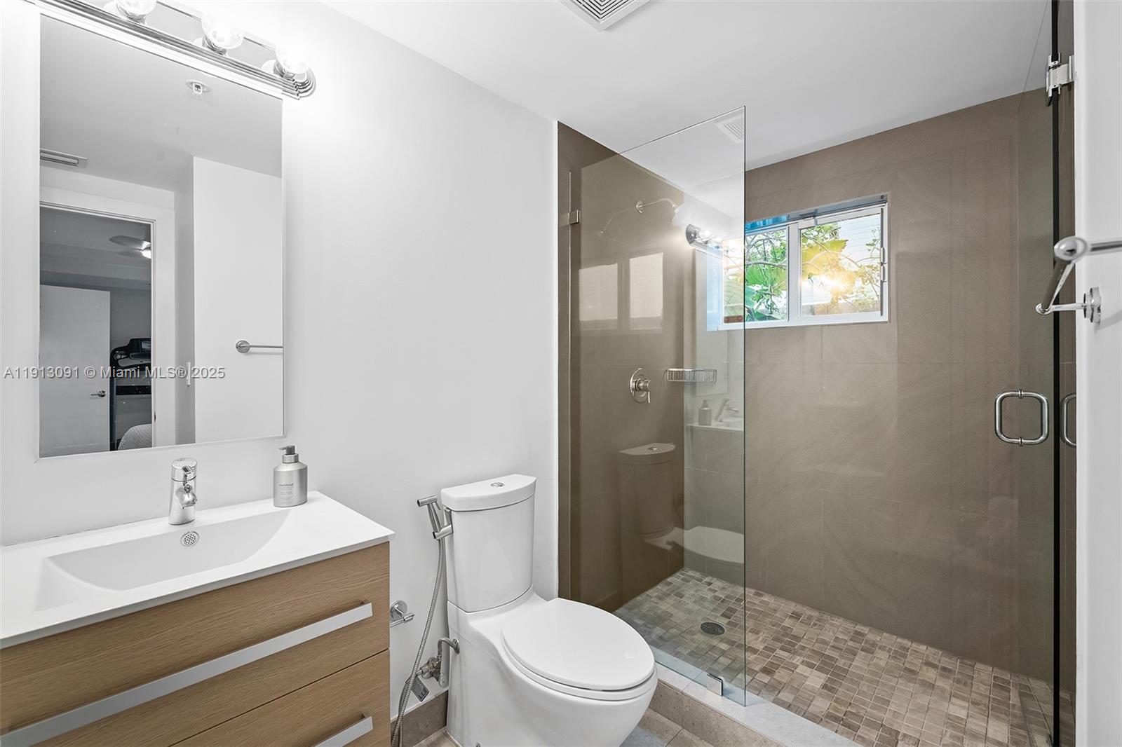 HOLMBERG & MC KEES - Residential