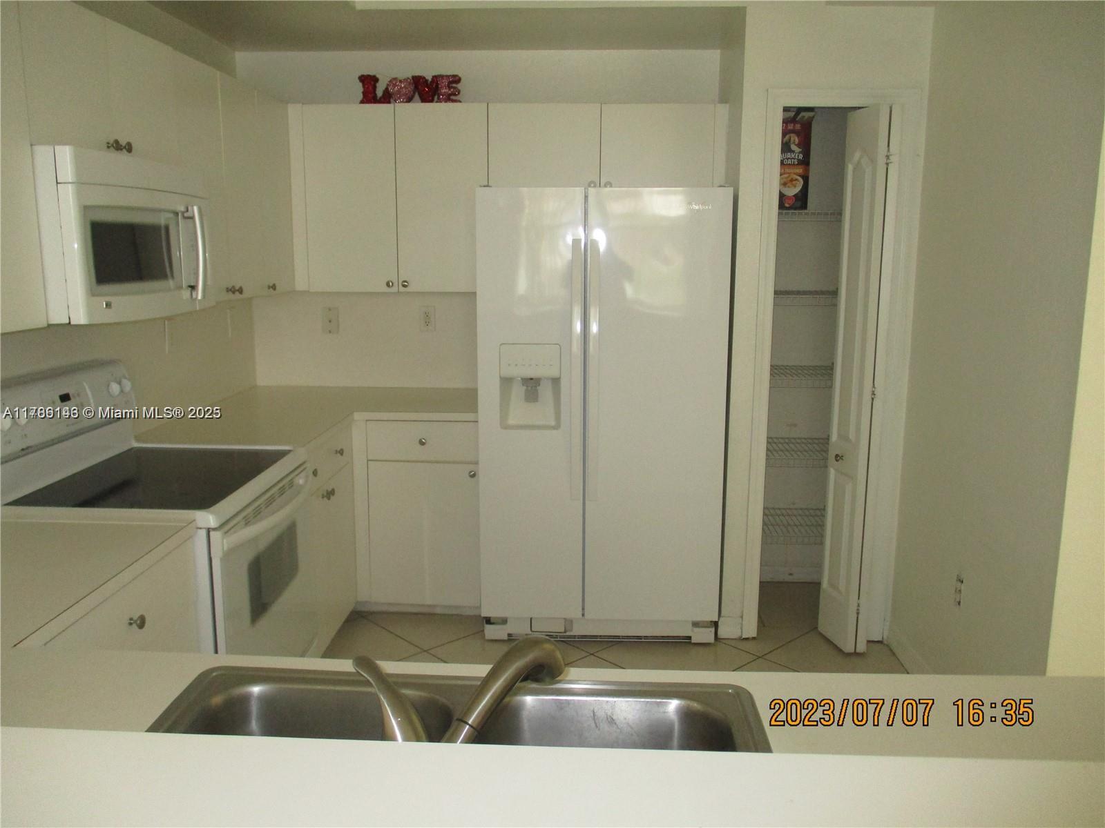 8980 W Flagler St 102