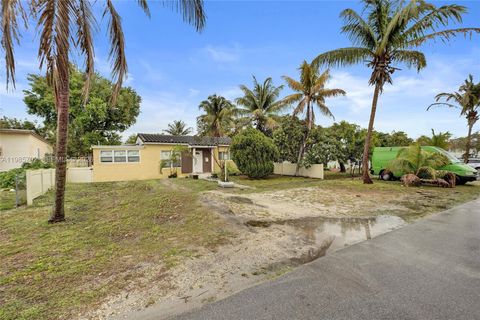 1675 NE 160th St North Miami Beach FL 33162