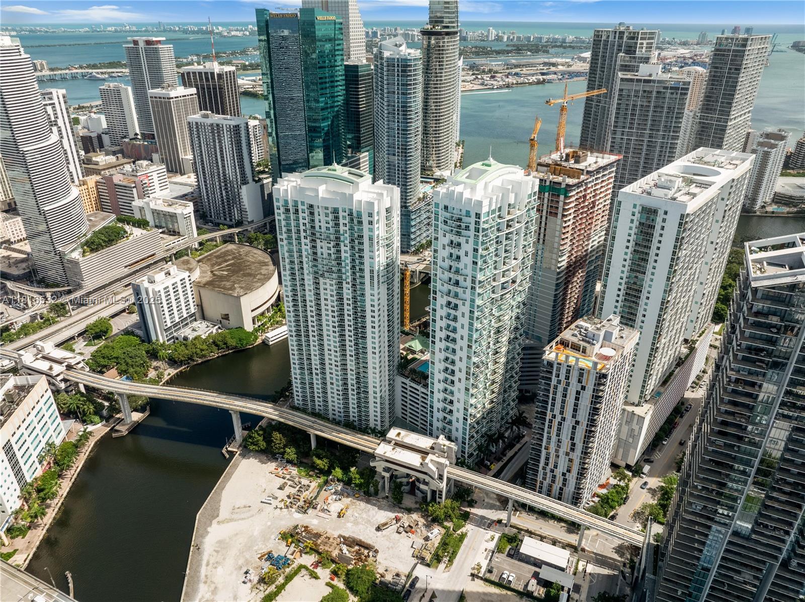 BRICKELL ON THE RIVER S T - Residential Lease