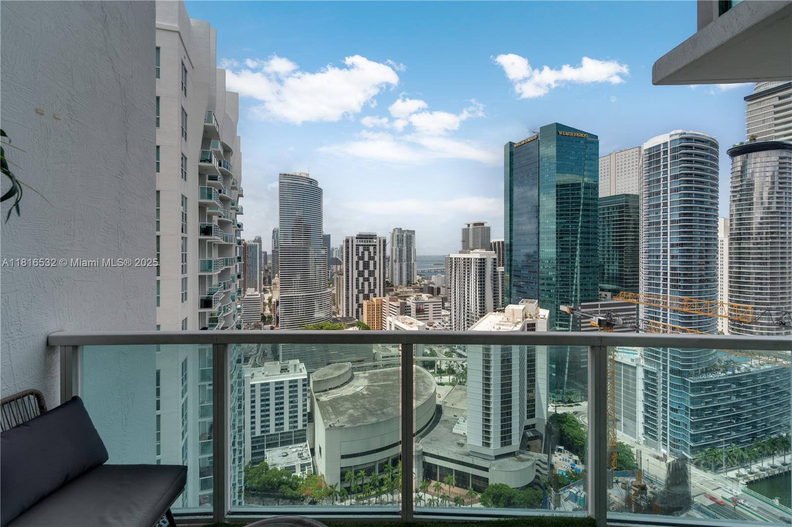 BRICKELL ON THE RIVER S T - Residential Lease