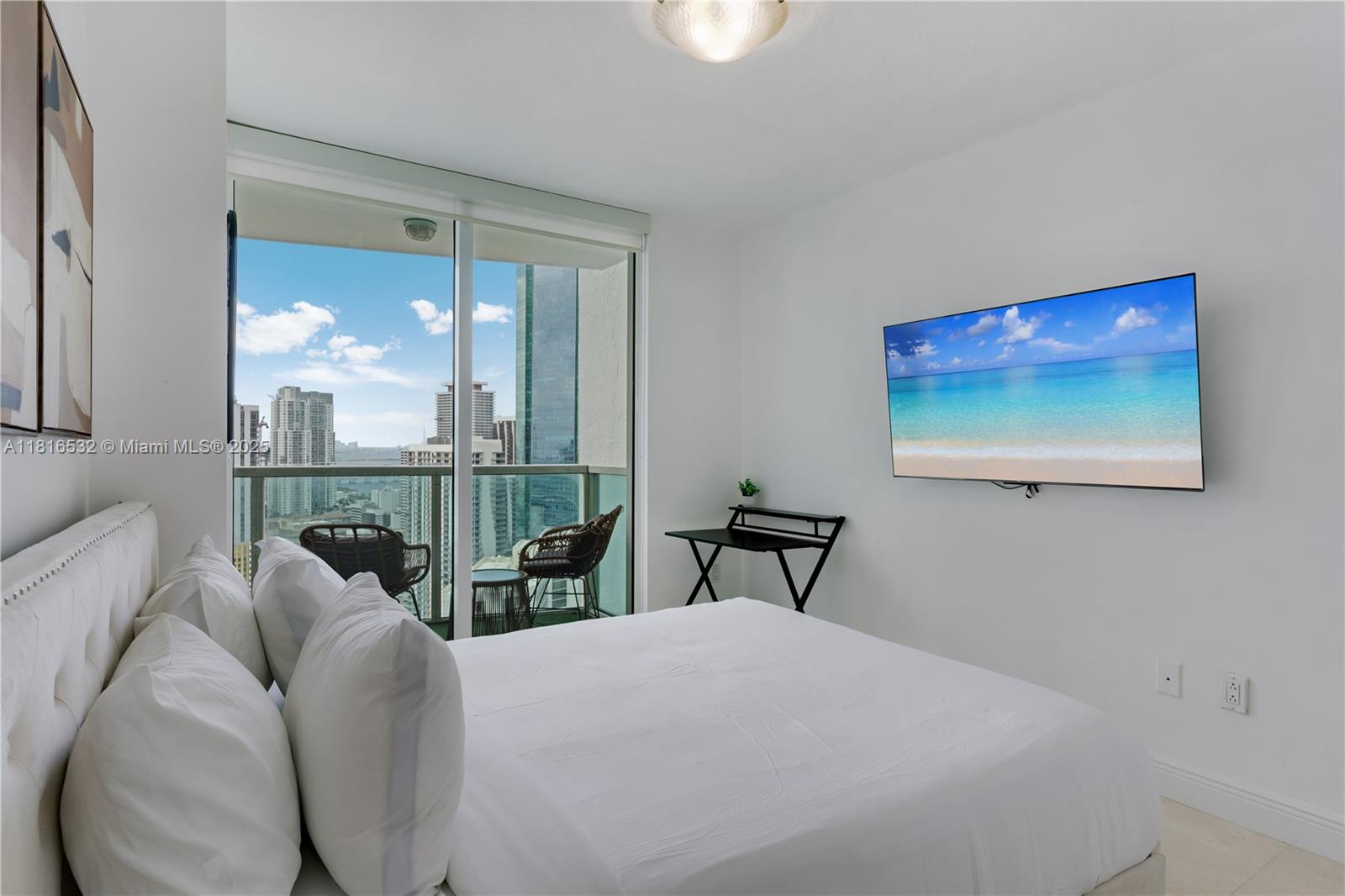 BRICKELL ON THE RIVER S T - Residential Lease