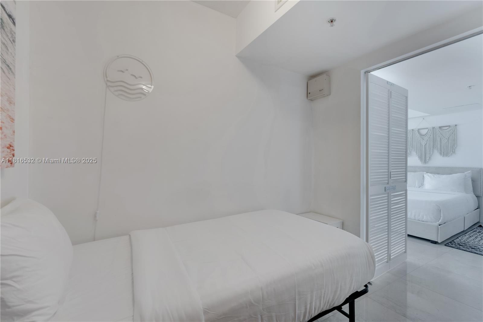 BRICKELL ON THE RIVER S T - Residential Lease