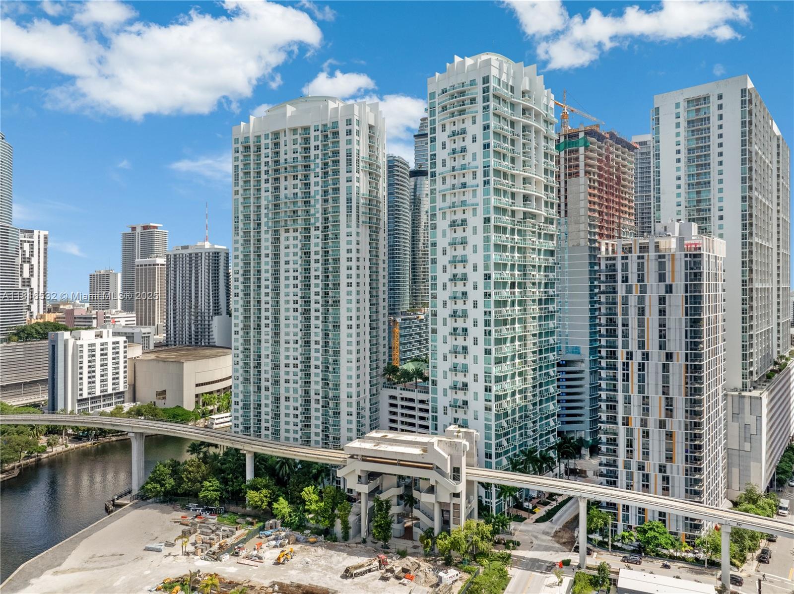 BRICKELL ON THE RIVER S T - Residential Lease