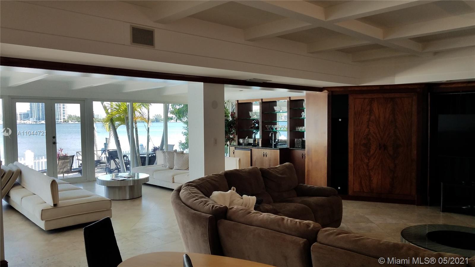 EASTERN SHORES - Residential