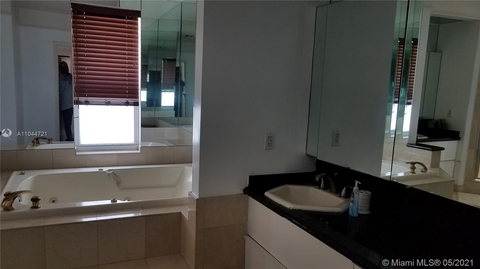 EASTERN SHORES - Residential