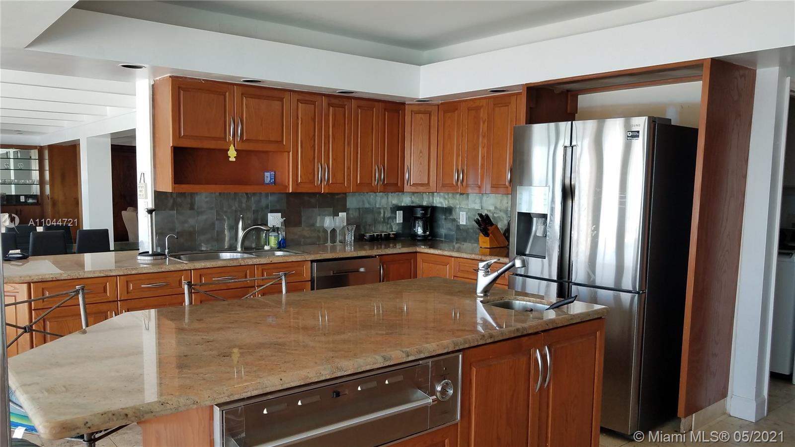 EASTERN SHORES - Residential