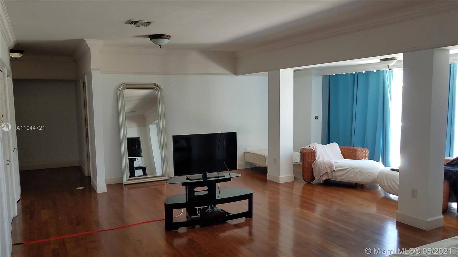 EASTERN SHORES - Residential