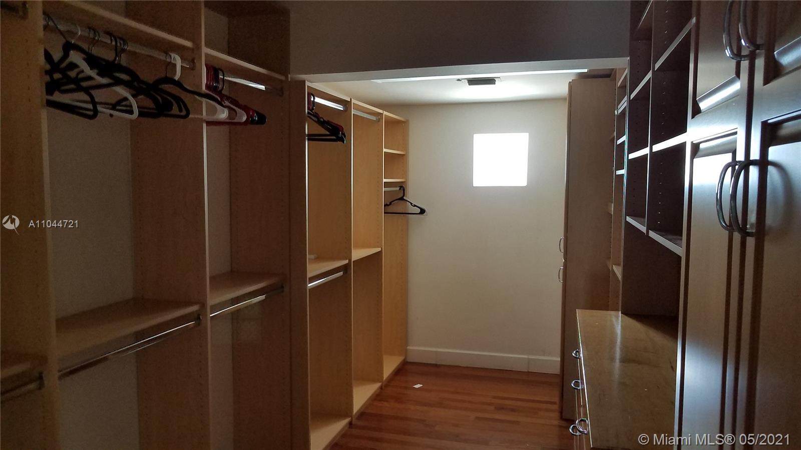 EASTERN SHORES - Residential