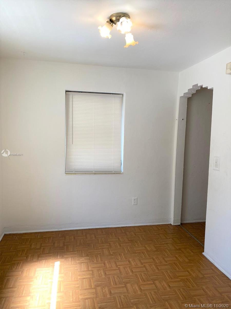 GREAT 1 BEDROOM 1 BATH APARTMENT, 1 ASSIGNED PARKING SPACE, CENTRALLY LOCATED IN THE HEART LITTLE HAVANA, CLOSE TO BRICKELL AND MAJOR INTERSECTIONS