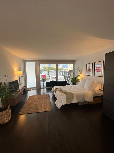 900 Bay Dr 6 Miami Beach FL 33141