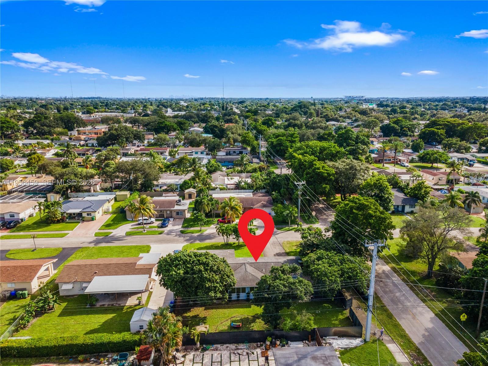 HOLLYWOOD PINES NO 2 AMEN - Residential