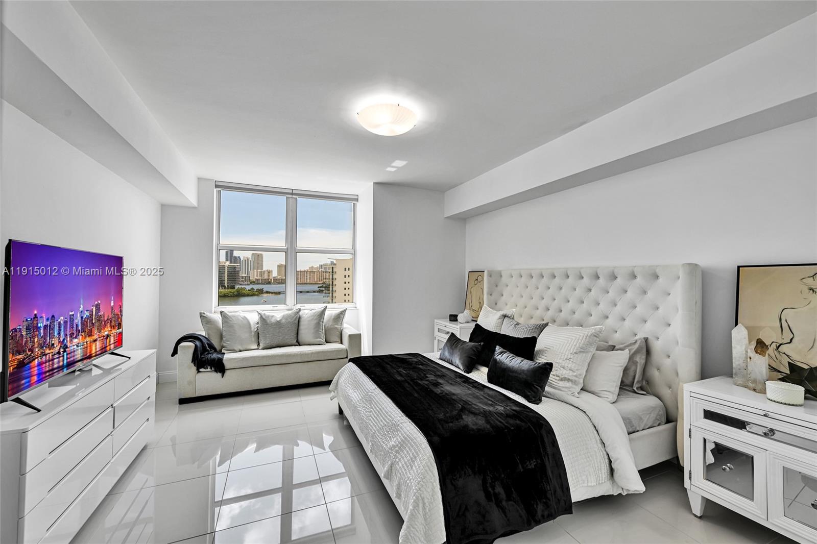 AVENTURA MARINA CONDO NUM - Residential