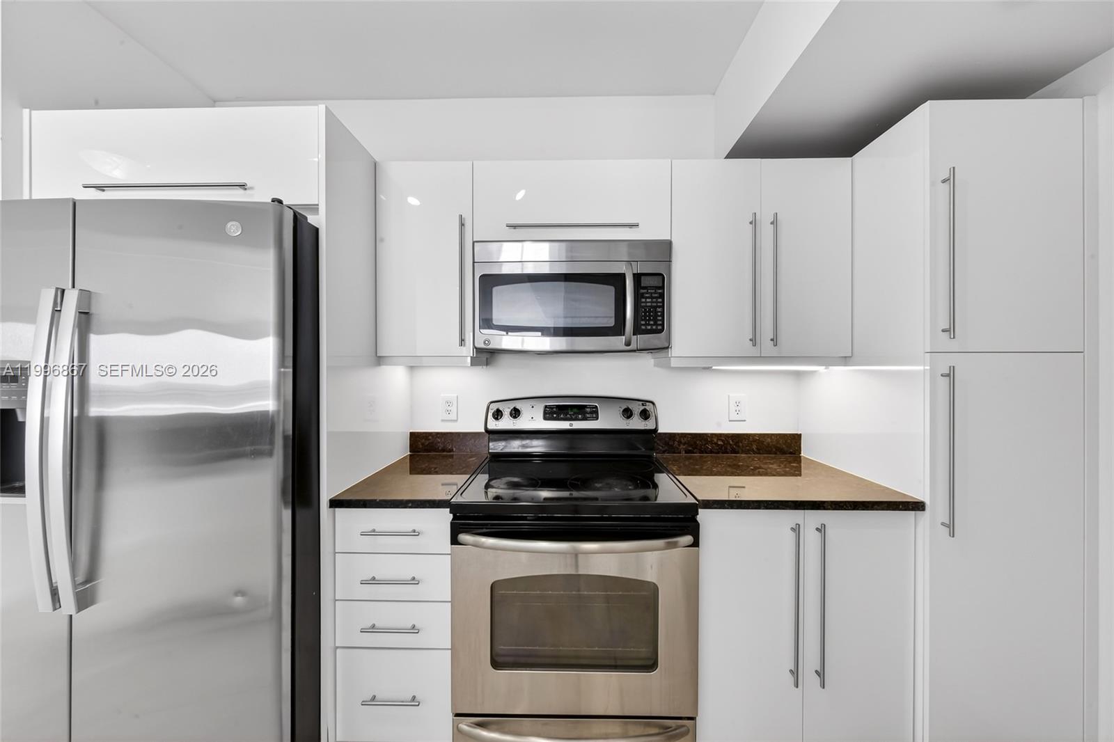 TOSCANO CONDO - Residential