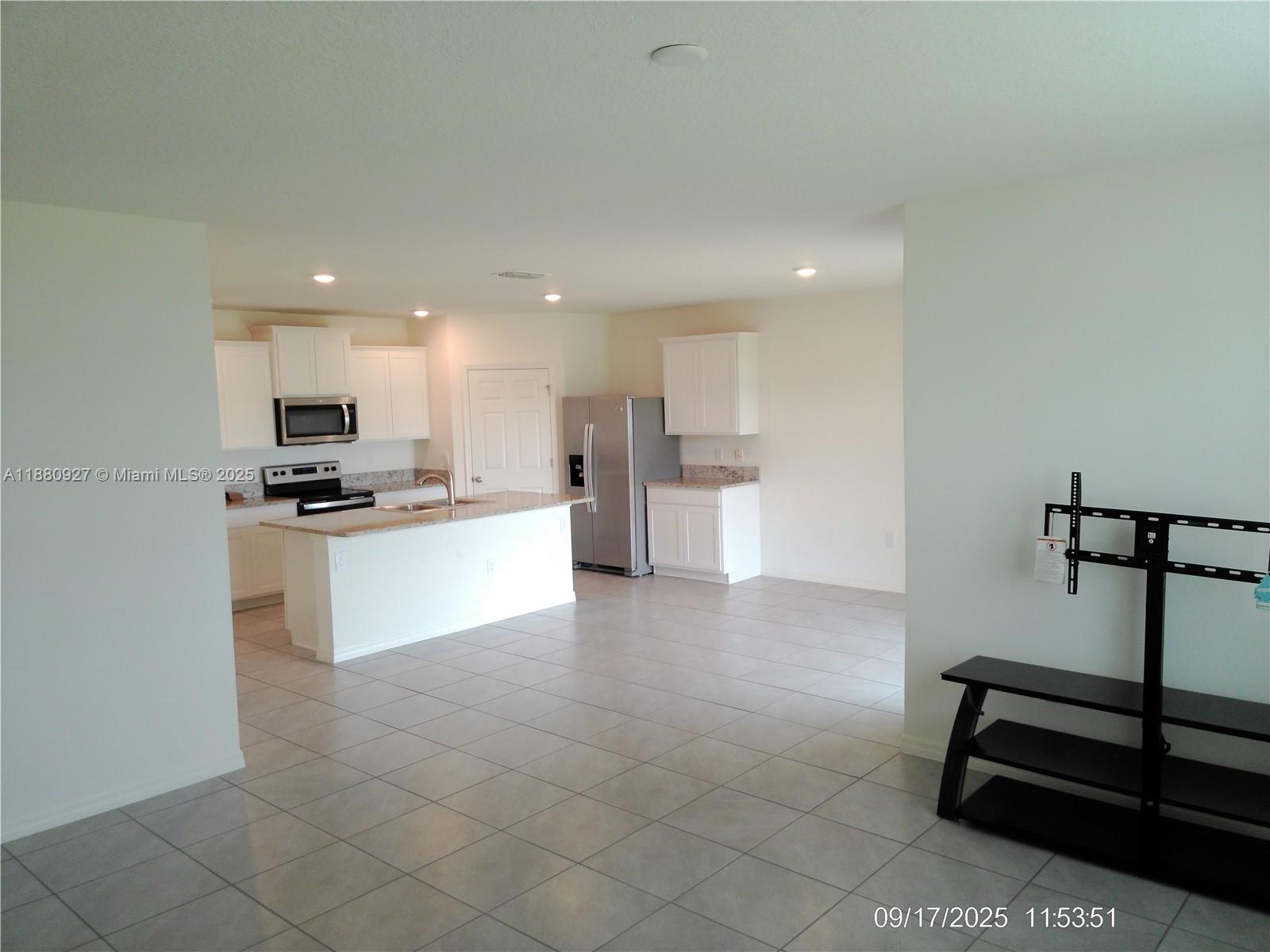 Cypress Bay - Residential Lease