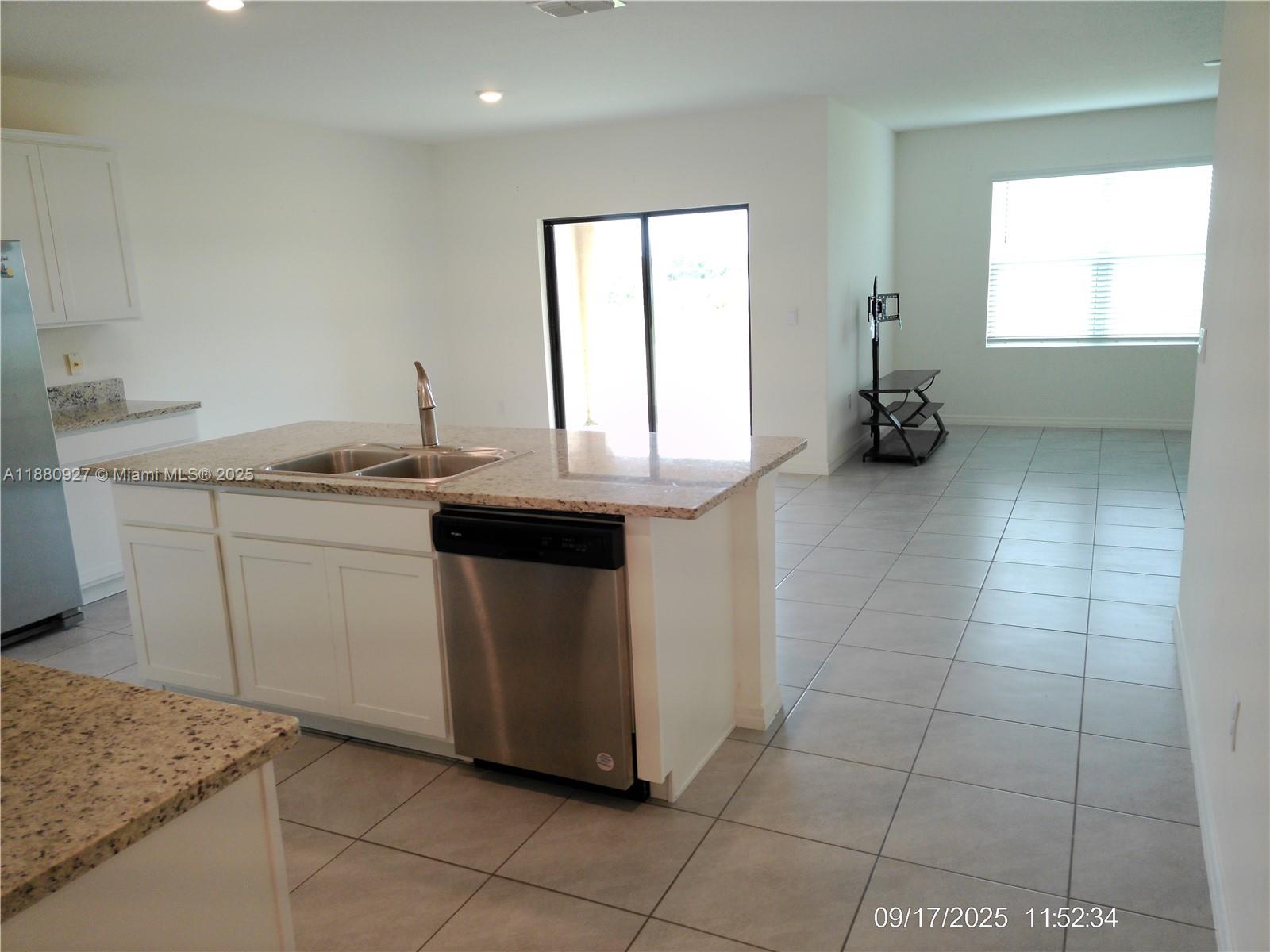 Cypress Bay - Residential Lease