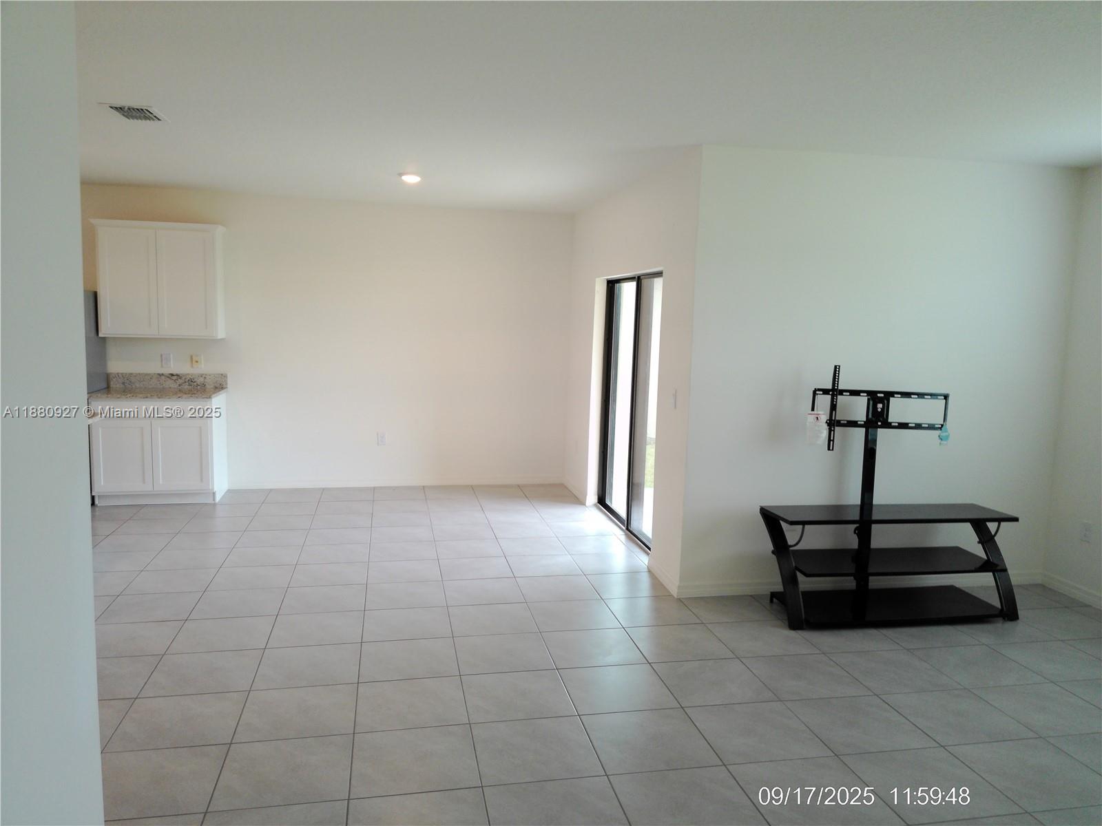 Cypress Bay - Residential Lease
