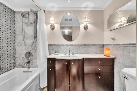 Tiny photo for 2750 NE 183rd St #1801, Aventura, FL 33160 (MLS # A12026838)