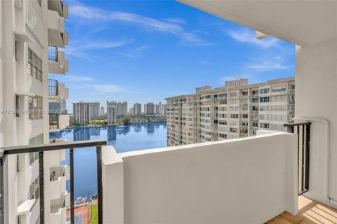 Tiny photo for 2750 NE 183rd St #1801, Aventura, FL 33160 (MLS # A12026838)