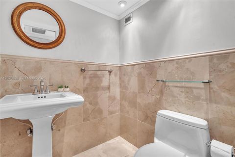 Tiny photo for 2750 NE 183rd St #1801, Aventura, FL 33160 (MLS # A12026838)