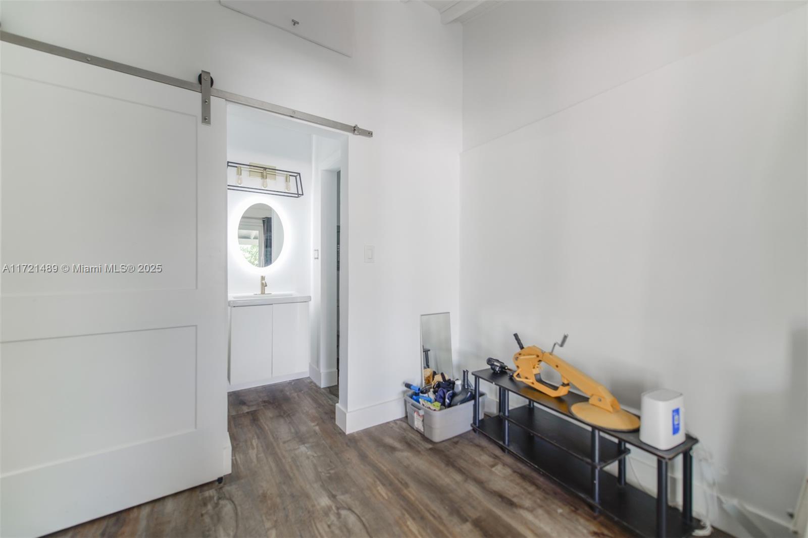 SOUTH NEW RIVER ISLES SEC - Residential