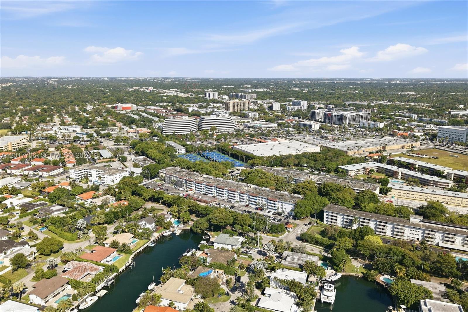 BAYVIEW PALMS CONDO - Residential