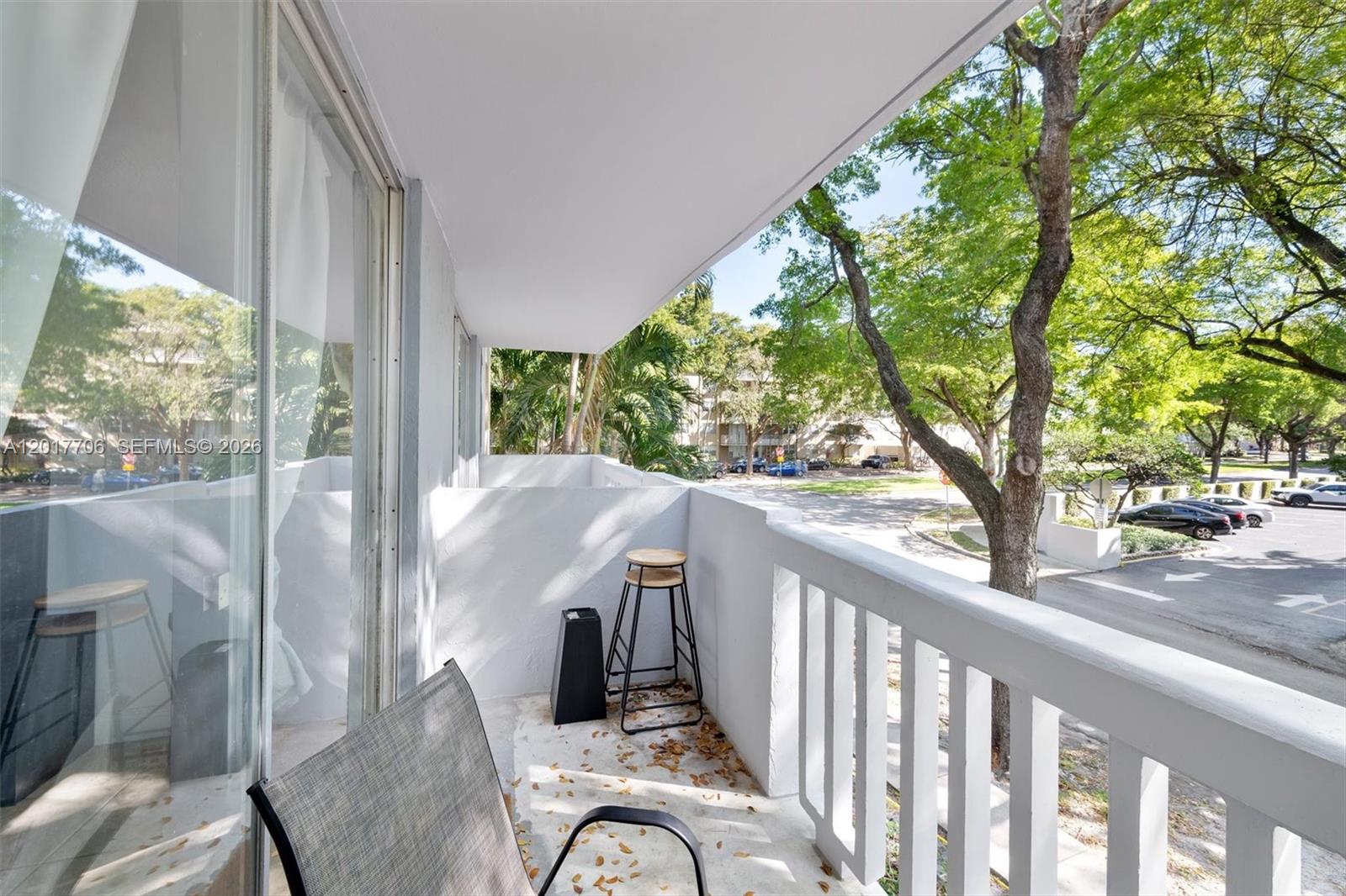 BAYVIEW PALMS CONDO - Residential