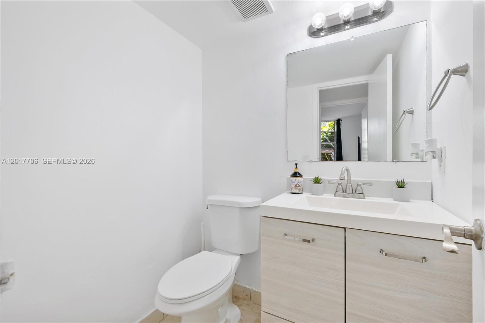 BAYVIEW PALMS CONDO - Residential