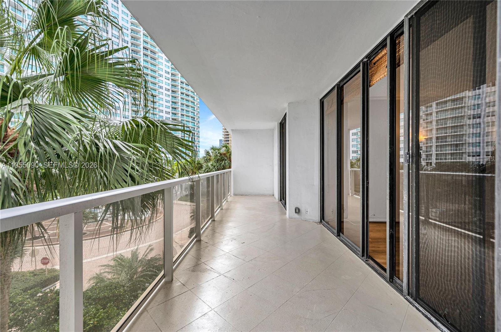 HAMPTONS WEST CONDO - Residential