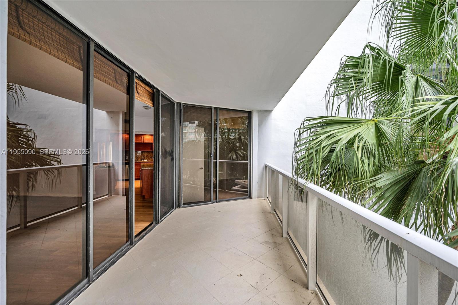 HAMPTONS WEST CONDO - Residential