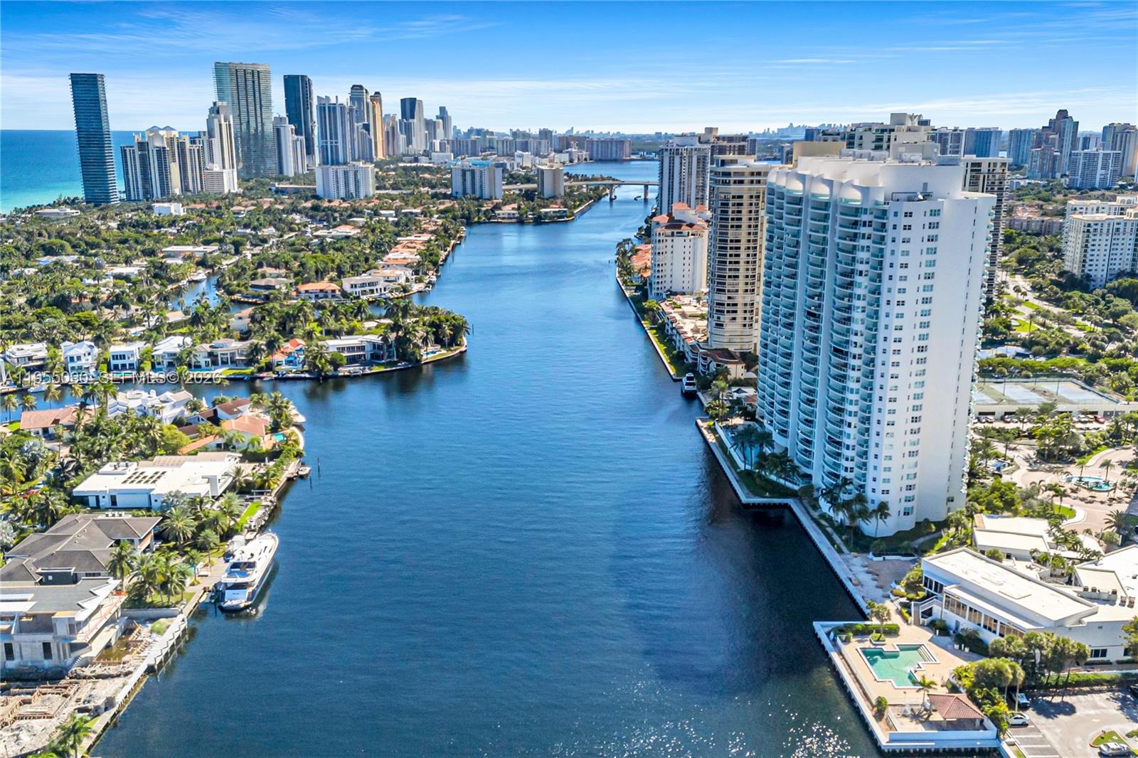 HAMPTONS WEST CONDO - Residential