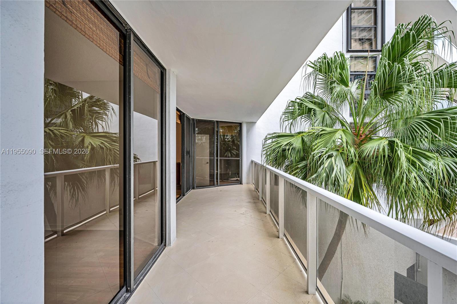 HAMPTONS WEST CONDO - Residential