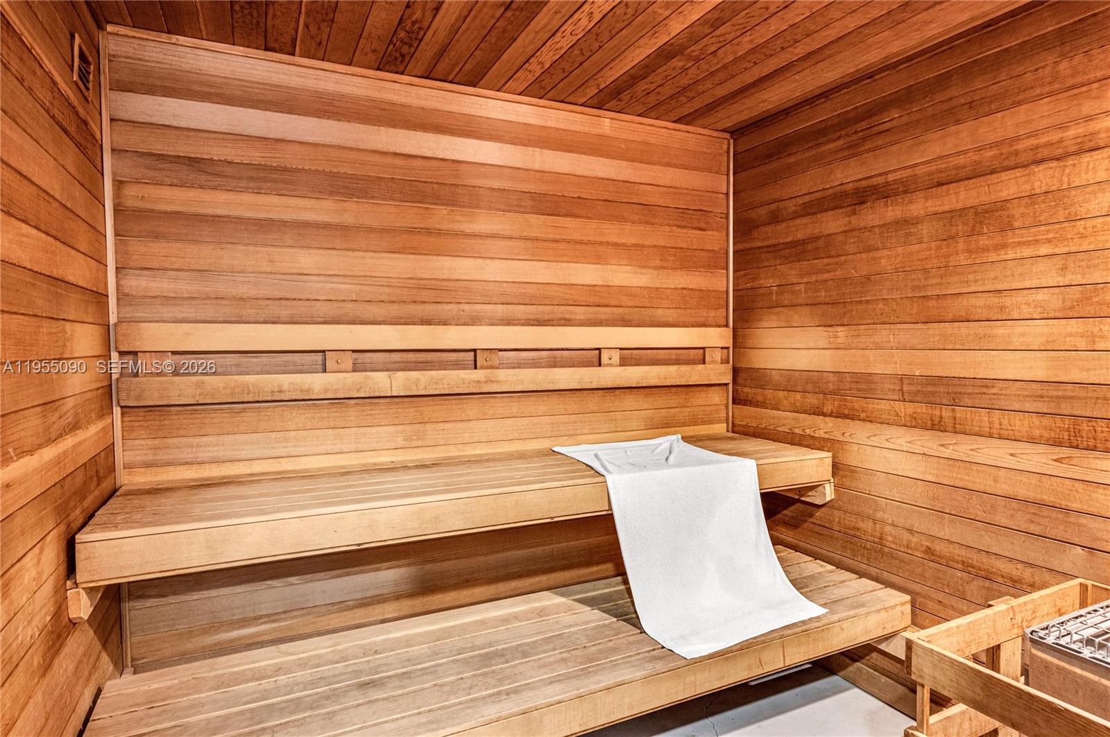 HAMPTONS WEST CONDO - Residential