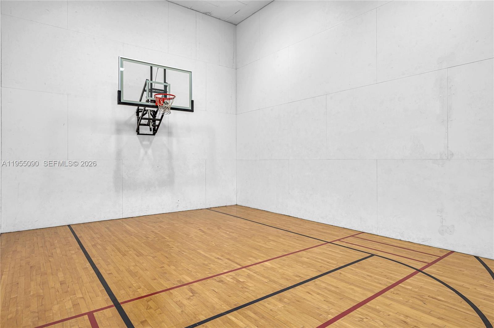 HAMPTONS WEST CONDO - Residential